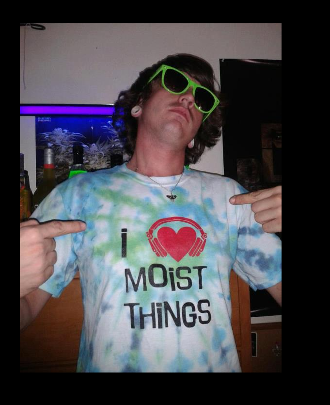 I Heart MOIST THINGS White